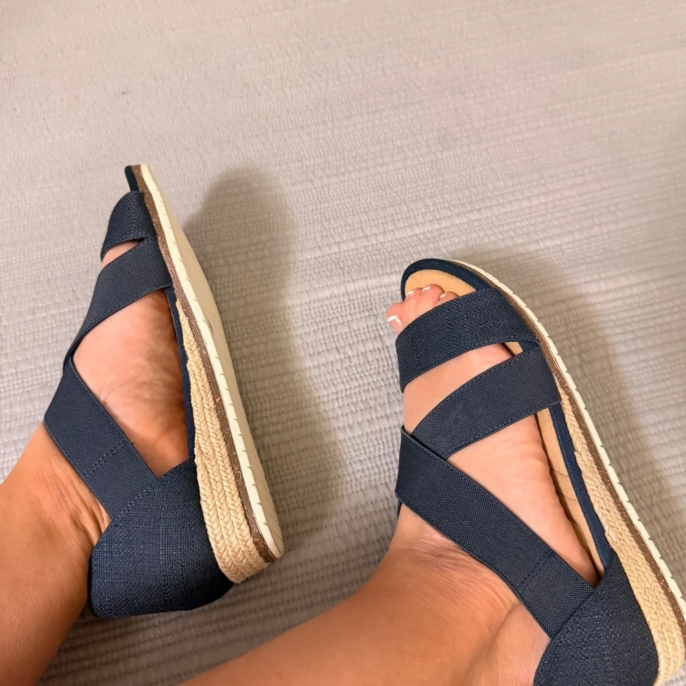NEW Kelly & Katie Women's Navy Blue Elastic Strap Espadrille Wedge Sandals 9.5 M